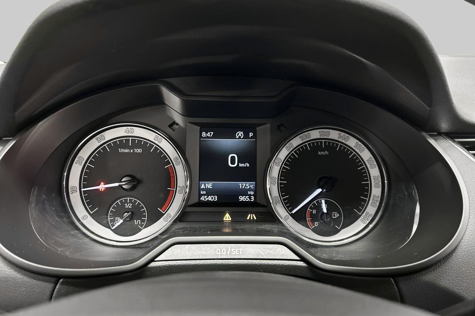 Skoda Octavia iso kuva 12