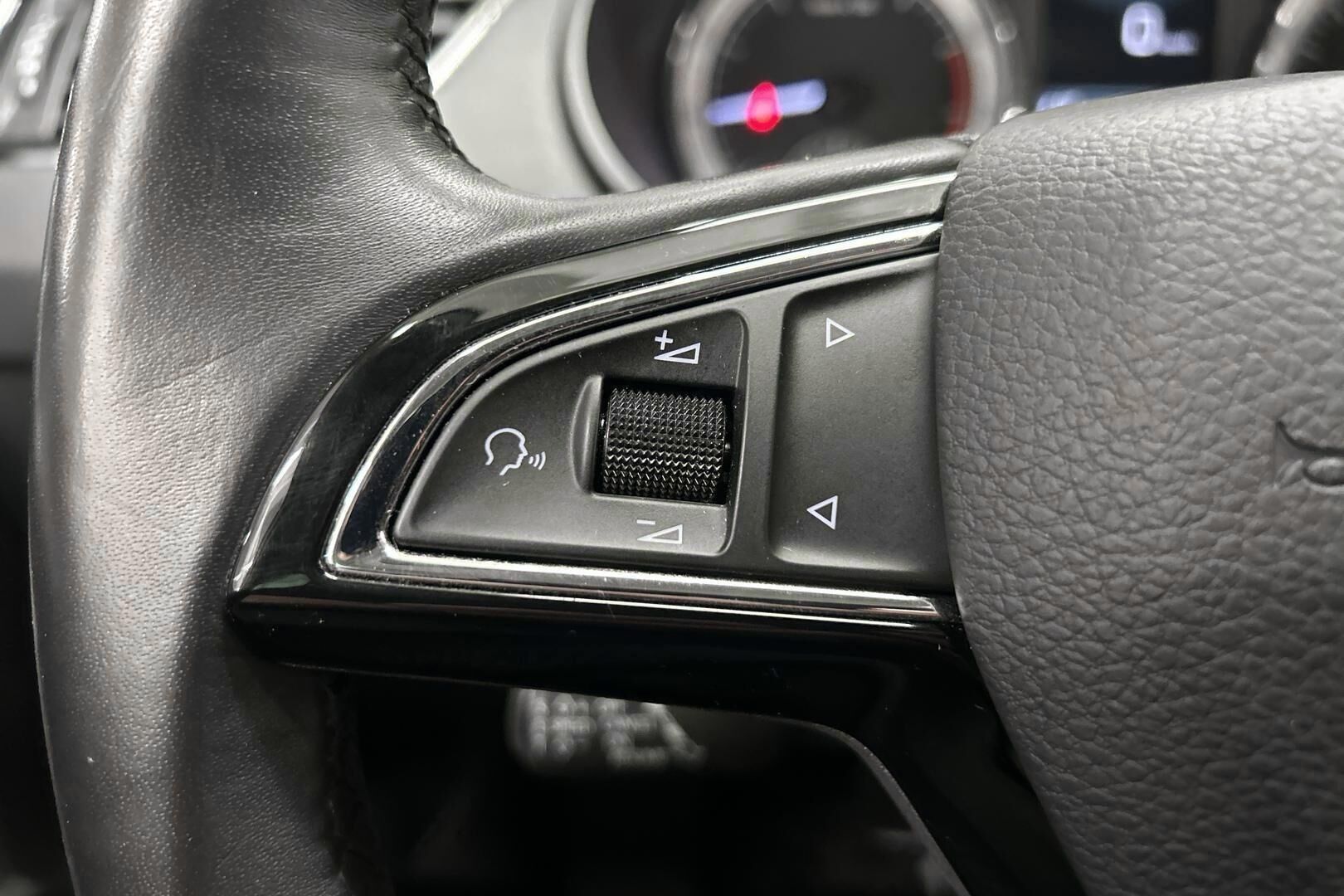 Skoda Octavia iso kuva 13