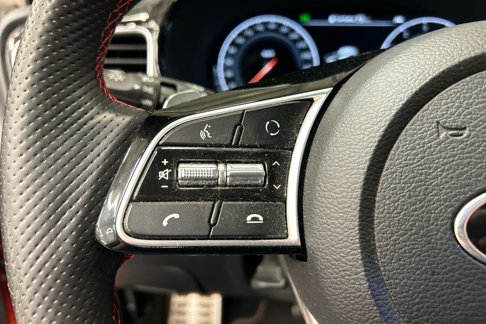 Kia ProCeed iso kuva 16