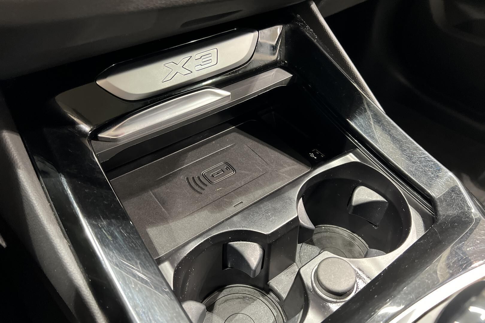 BMW X3 iso kuva 19