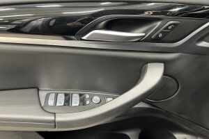 BMW X3 esikatselu 27