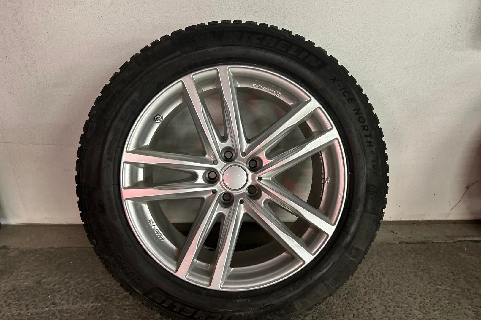 BMW X5 iso kuva 33