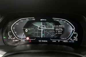 BMW X5 esikatselu 13