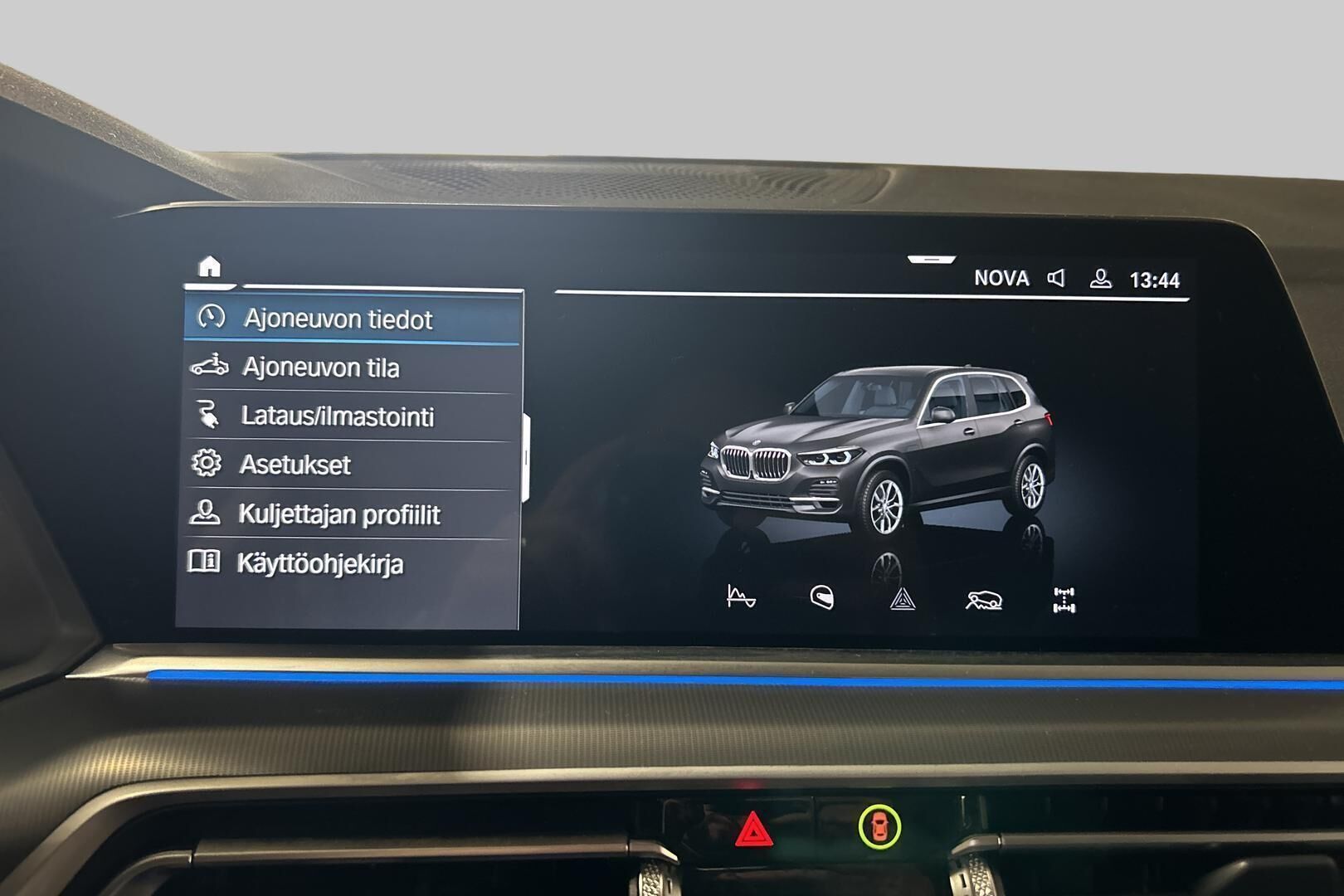 BMW X5 iso kuva 23