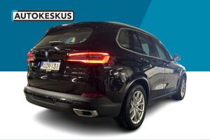 BMW X5 esikatselu 31
