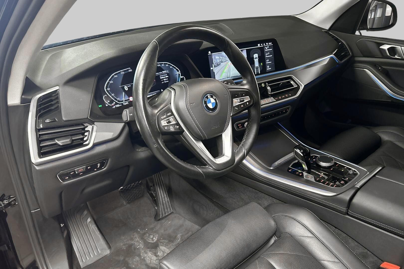 BMW X5 iso kuva 5