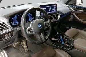 BMW iX3 esikatselu 3
