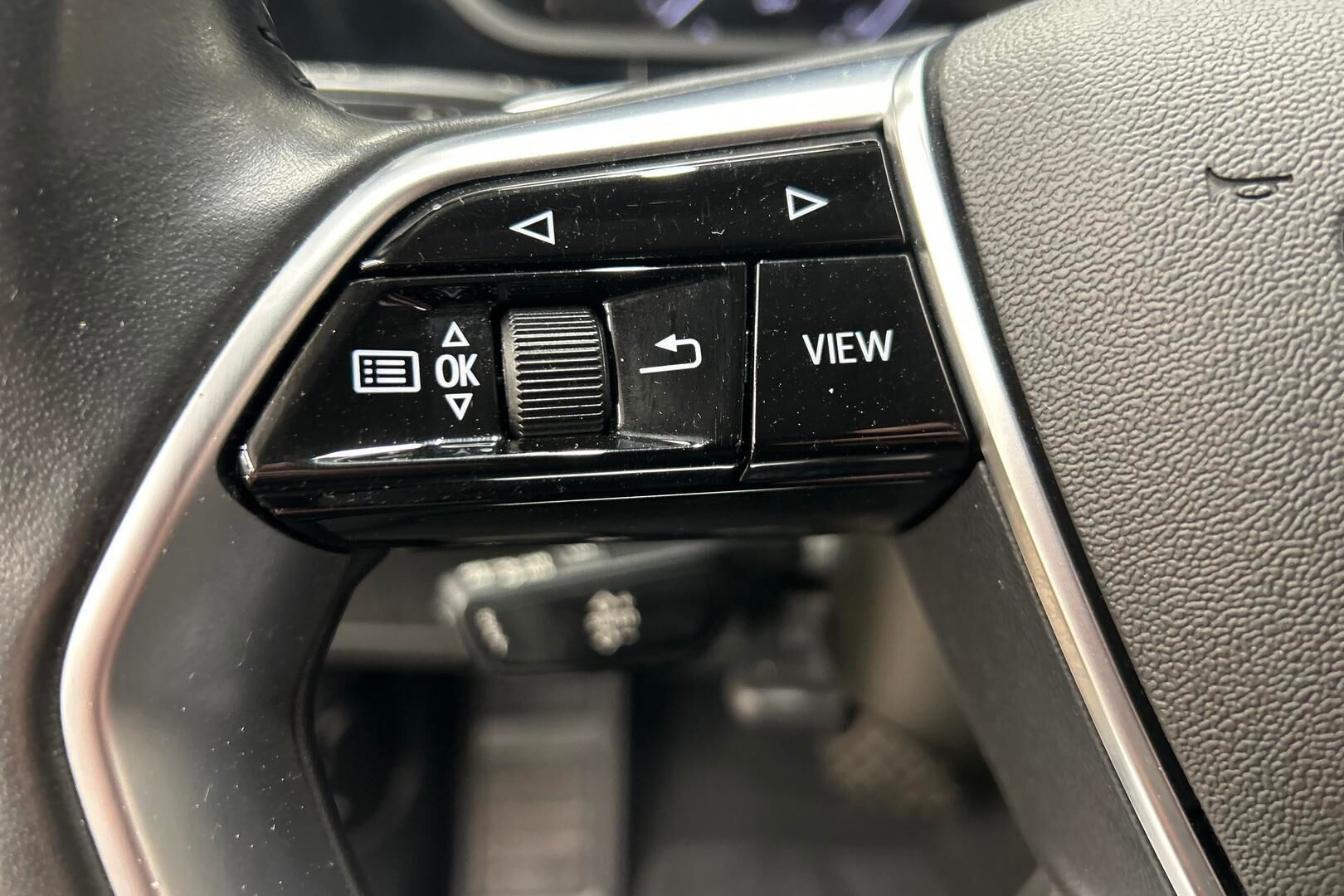 Audi e-tron iso kuva 15