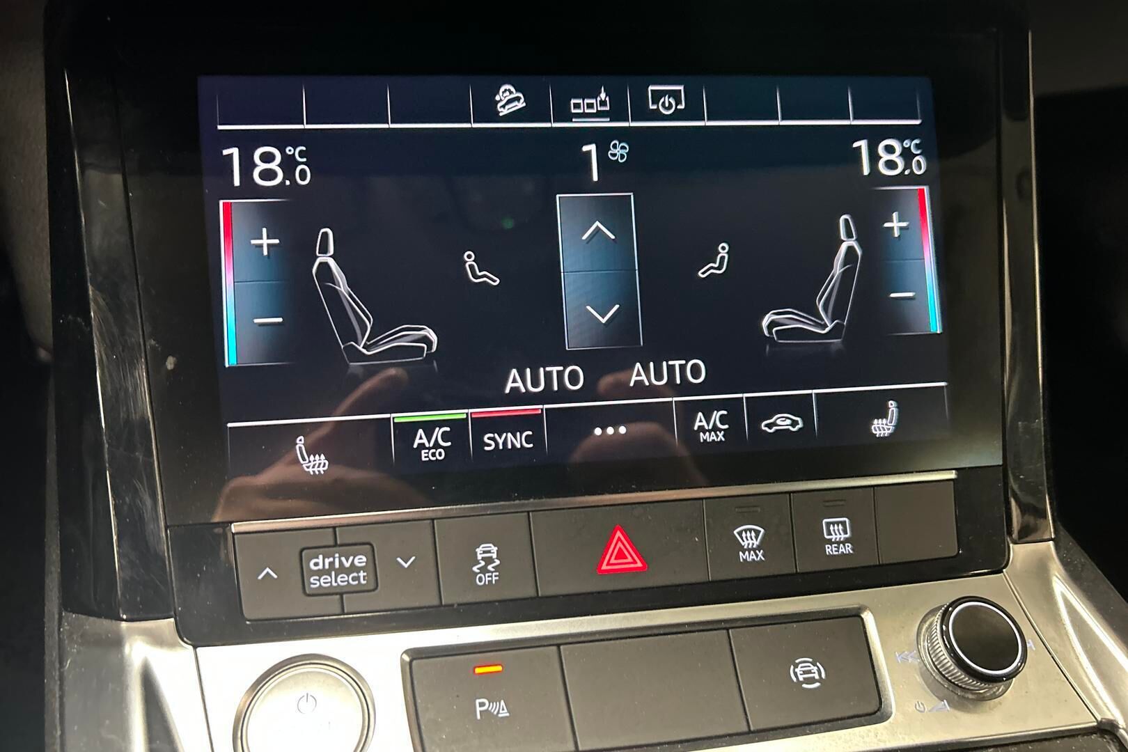 Audi e-tron iso kuva 21