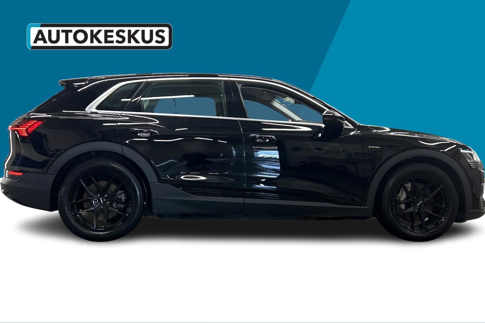 Audi e-tron iso kuva 4