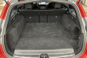 Mercedes-Benz C esikatselu 11