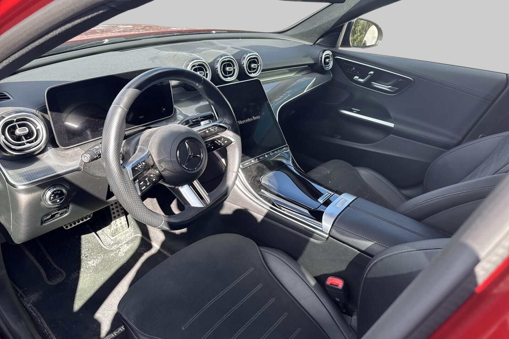 Mercedes-Benz C iso kuva 2