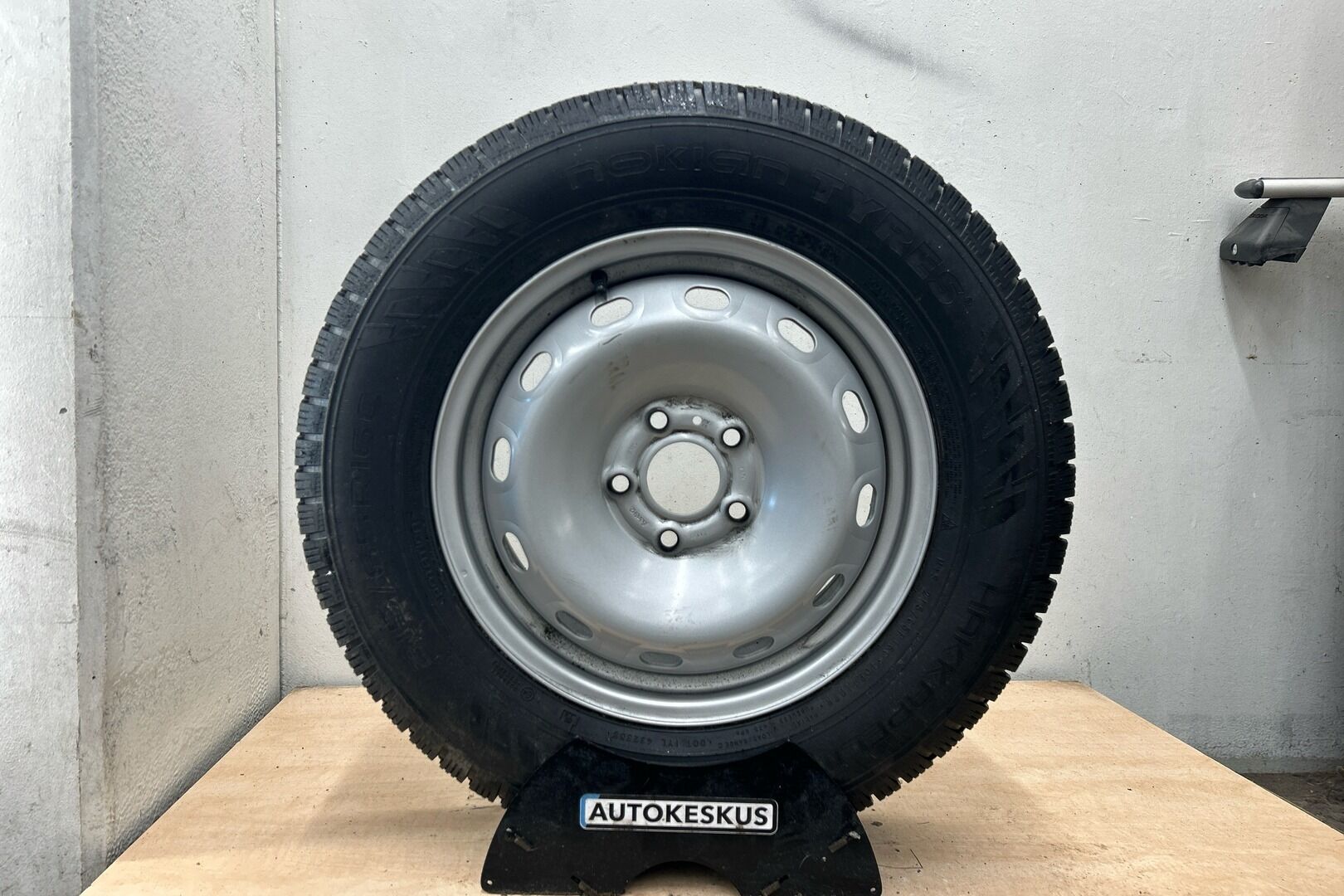 Nissan Primastar iso kuva 11
