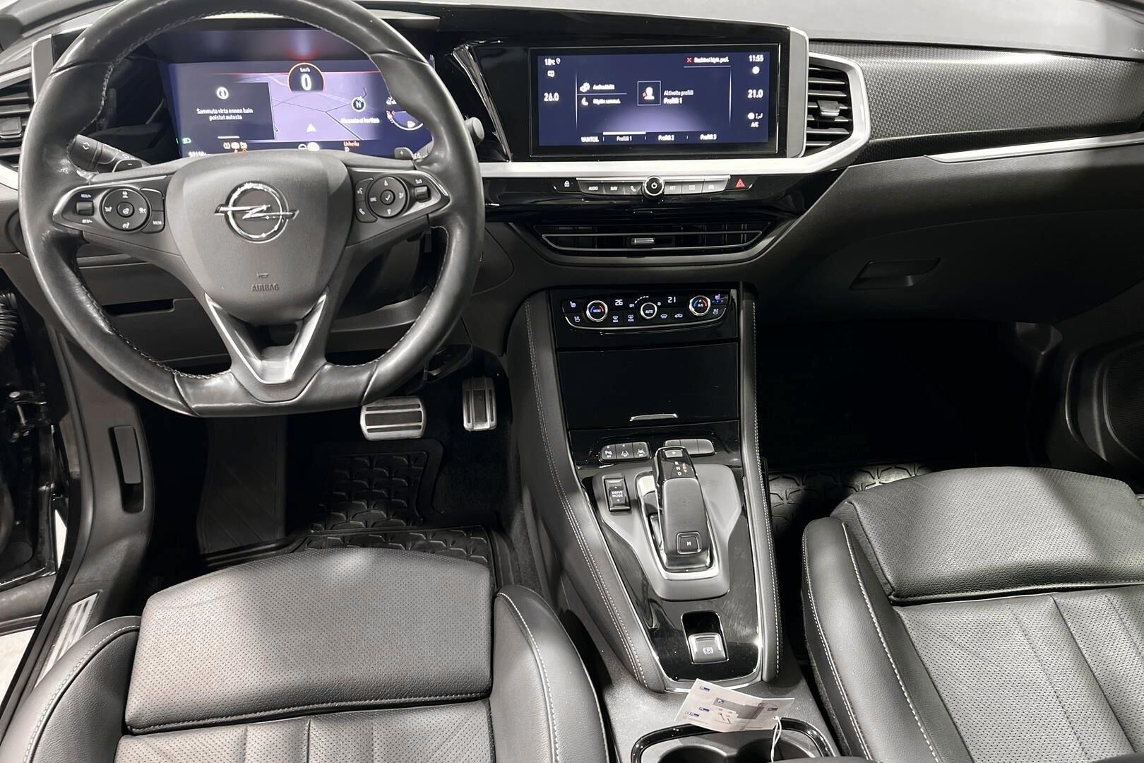 Opel Grandland iso kuva 8