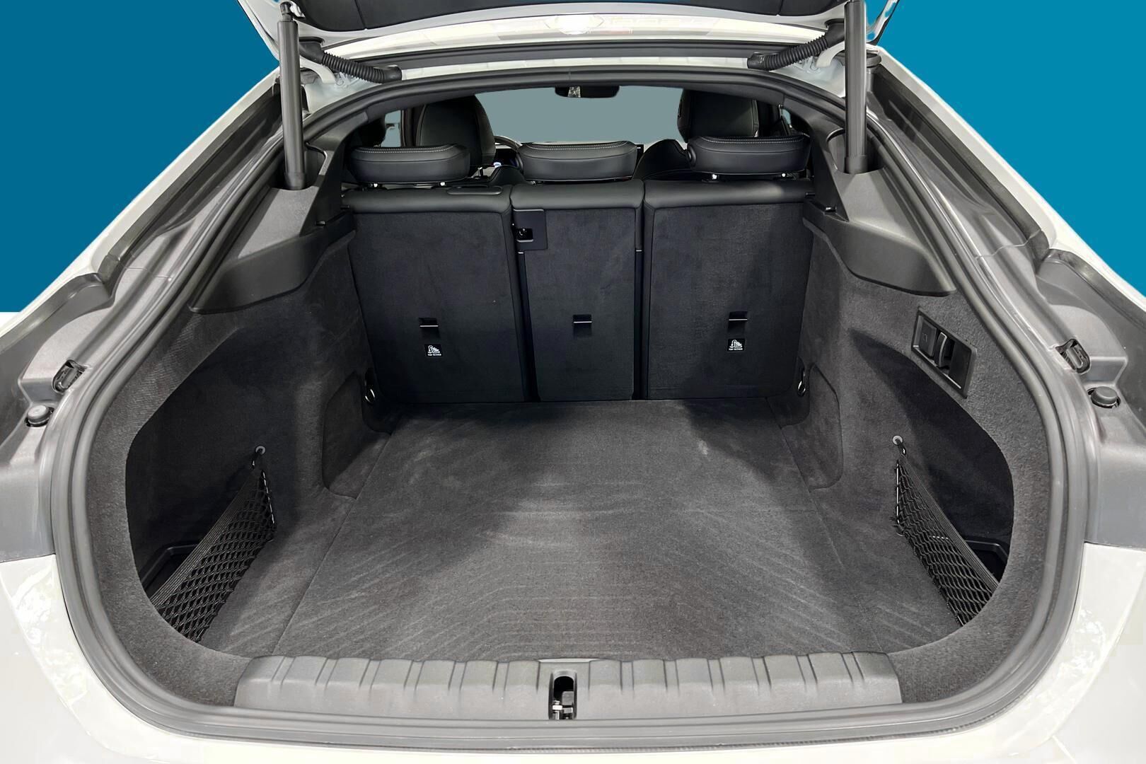 BMW i4 M50 iso kuva 11