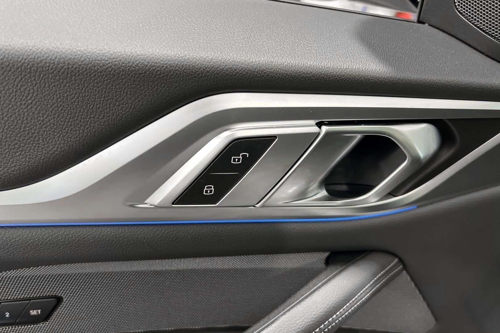 BMW i4 M50 iso kuva 16