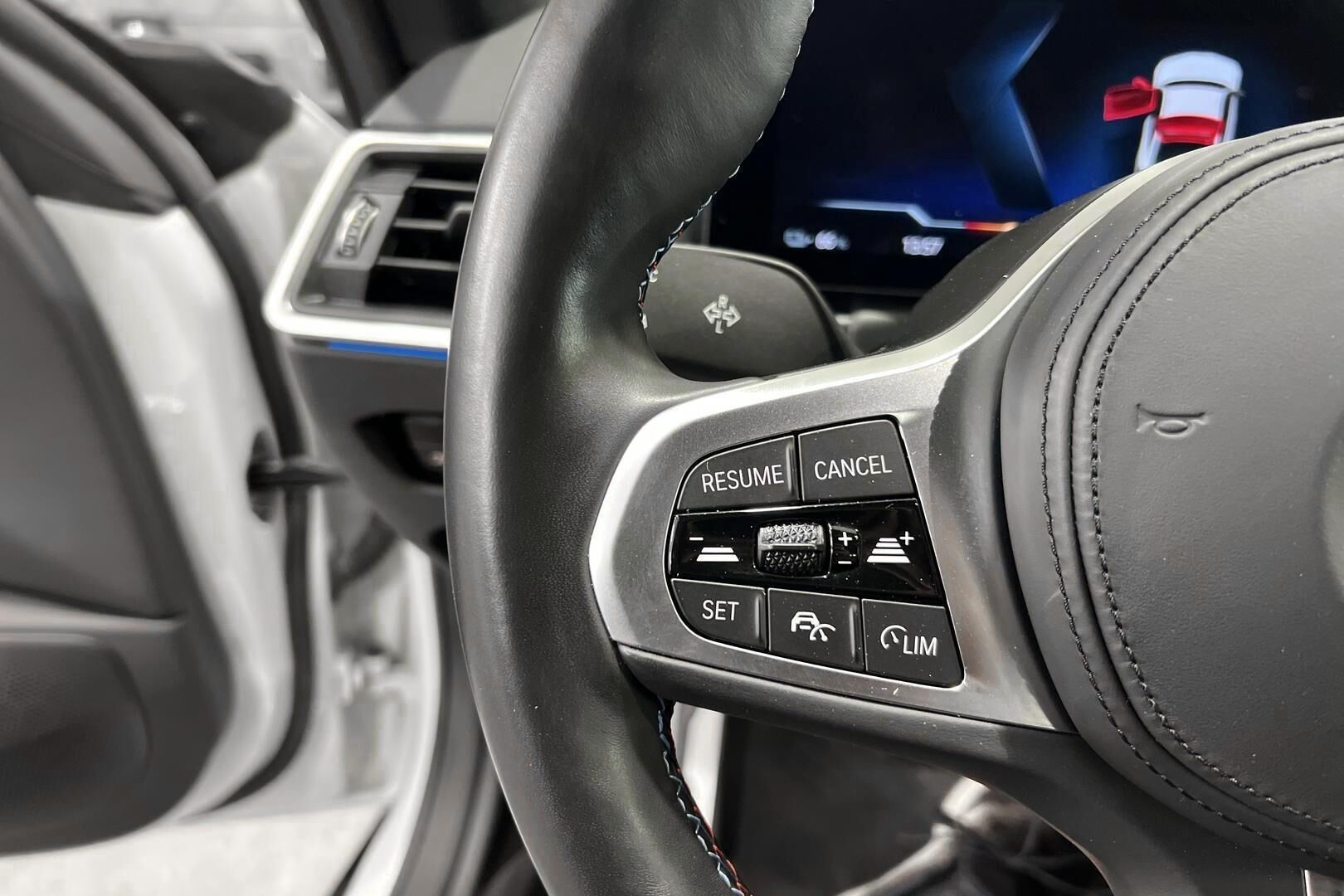 BMW i4 M50 iso kuva 20