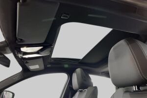 BMW i4 M50 esikatselu 28