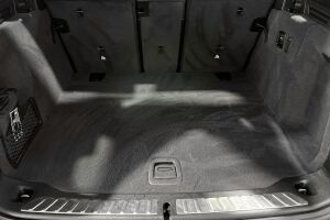 BMW iX3 esikatselu 9