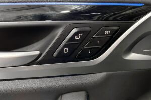 BMW iX3 esikatselu 13