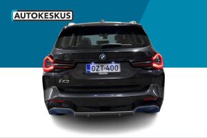 BMW iX3 esikatselu 4