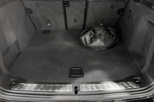 BMW iX3 esikatselu 11