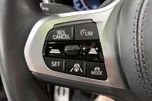BMW iX3 esikatselu 17