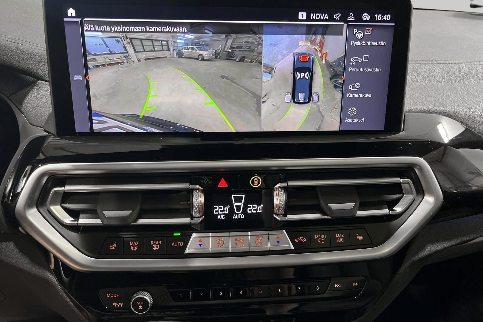 BMW iX3 iso kuva 22