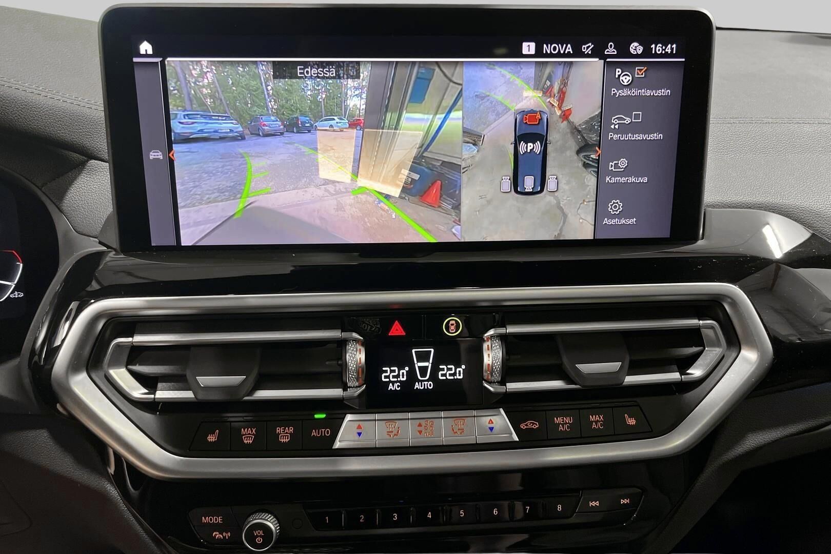 BMW iX3 iso kuva 23