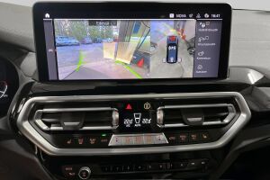 BMW iX3 esikatselu 23