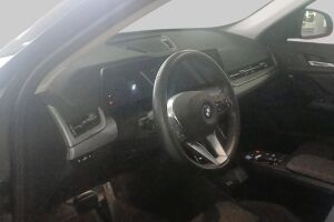 BMW iX1 esikatselu 1