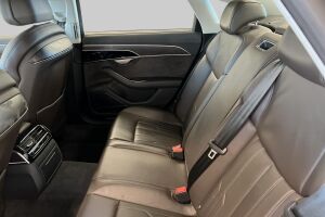 Audi A8 esikatselu 10