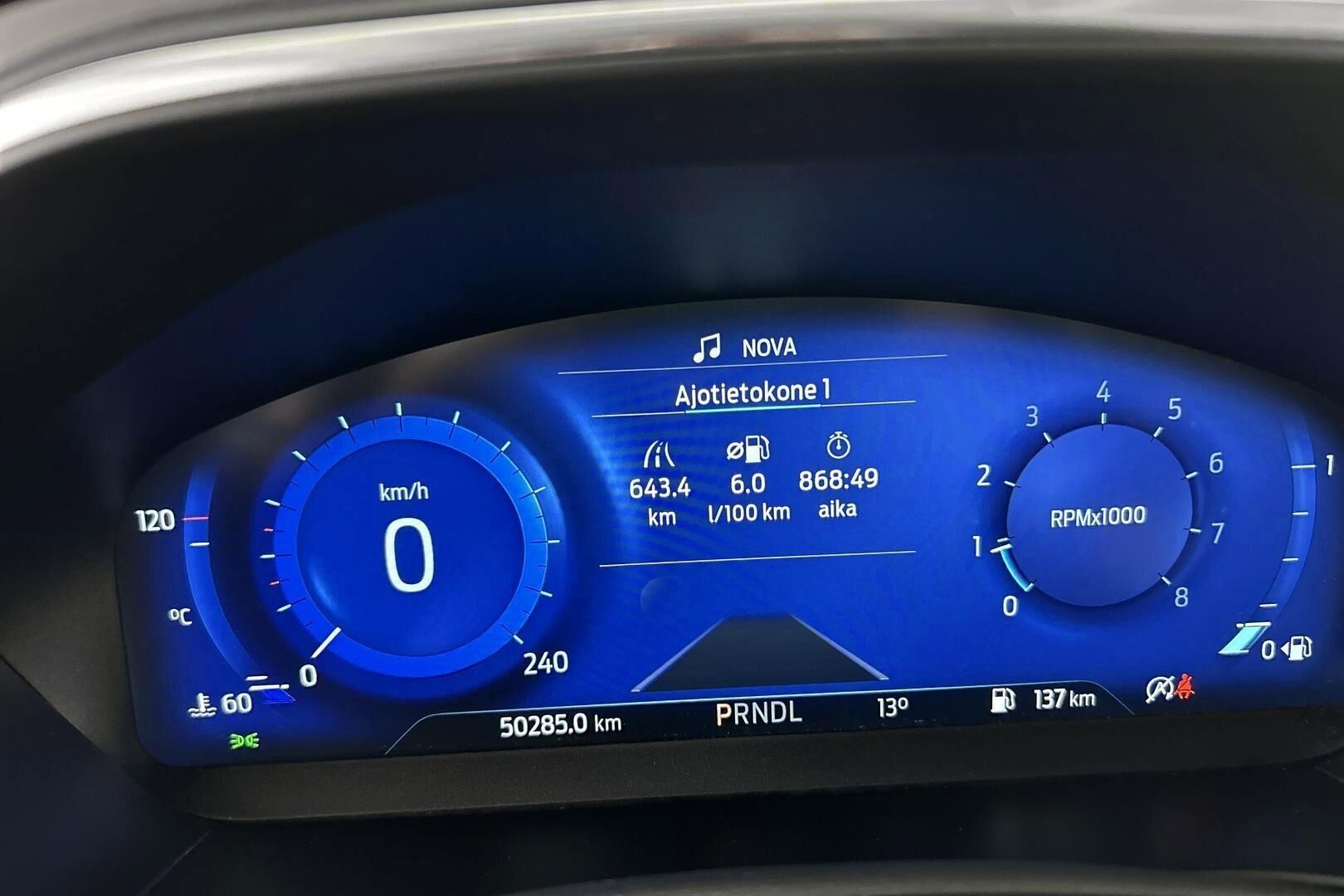 Ford Focus iso kuva 13