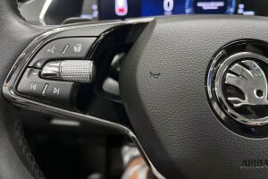 SKODA Octavia esikatselu 16