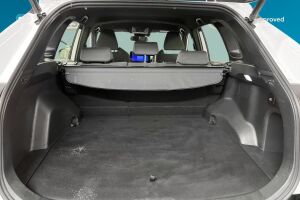 Toyota RAV4 Plug-in esikatselu 11