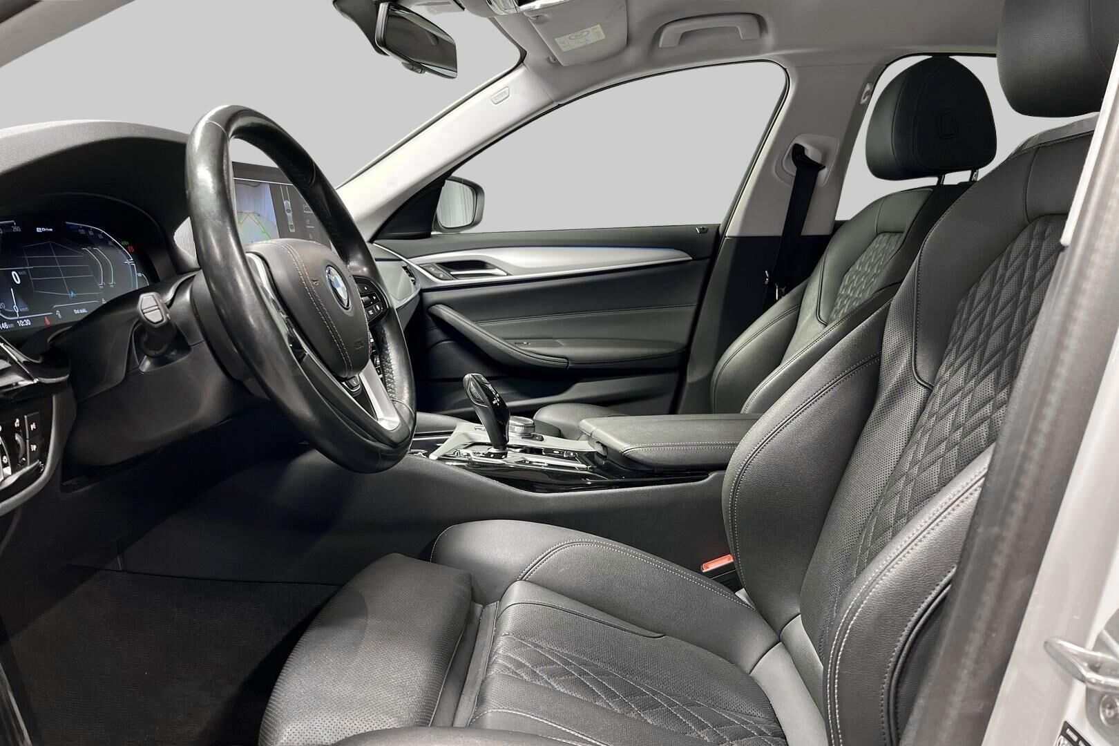 BMW 5-sarja iso kuva 10