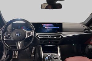 BMW i4 esikatselu 9