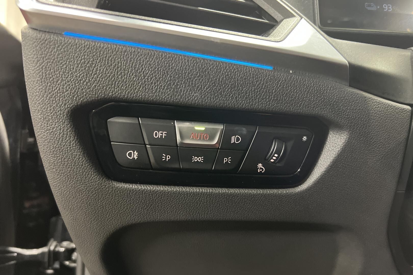 BMW i4 iso kuva 21