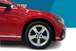 VOLKSWAGEN PASSAT esikatselu 12