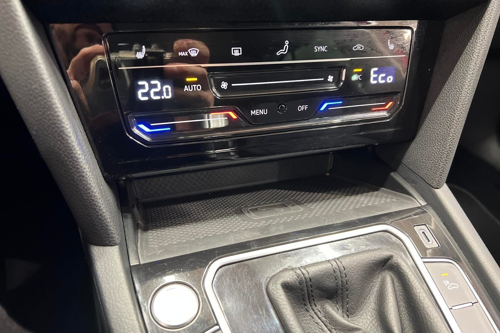 VOLKSWAGEN PASSAT iso kuva 20