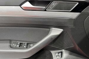 VOLKSWAGEN PASSAT esikatselu 26