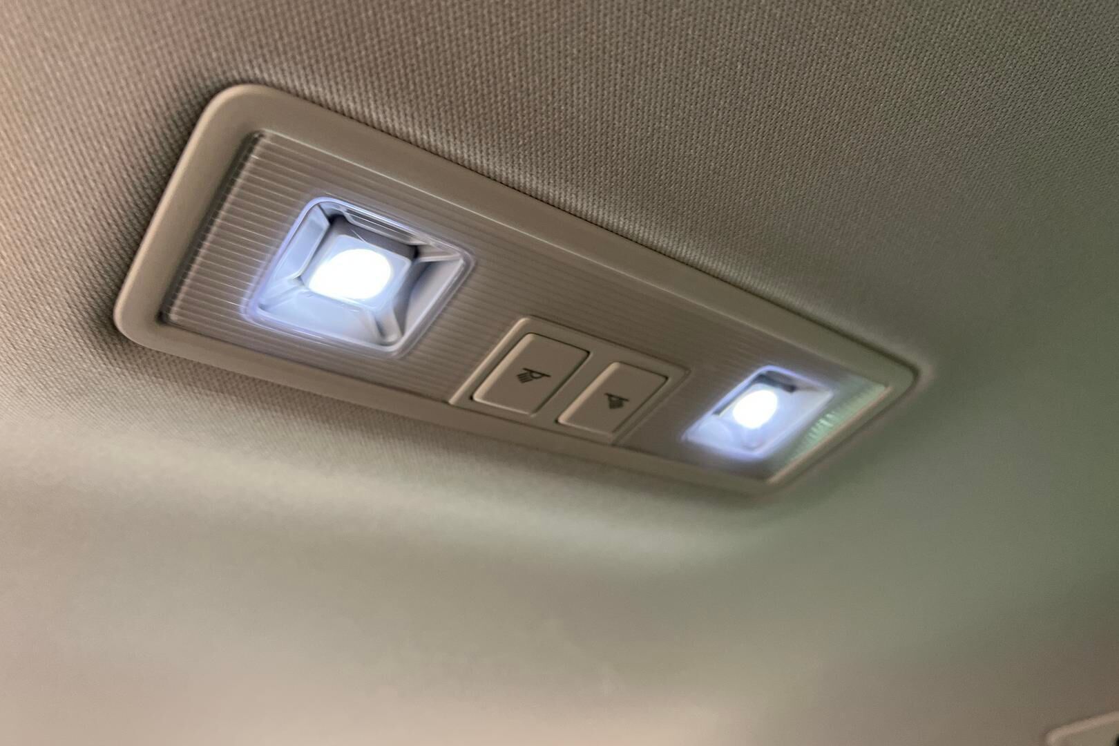 VOLKSWAGEN PASSAT iso kuva 31