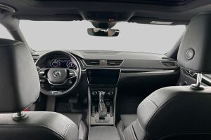 Skoda Superb esikatselu 11