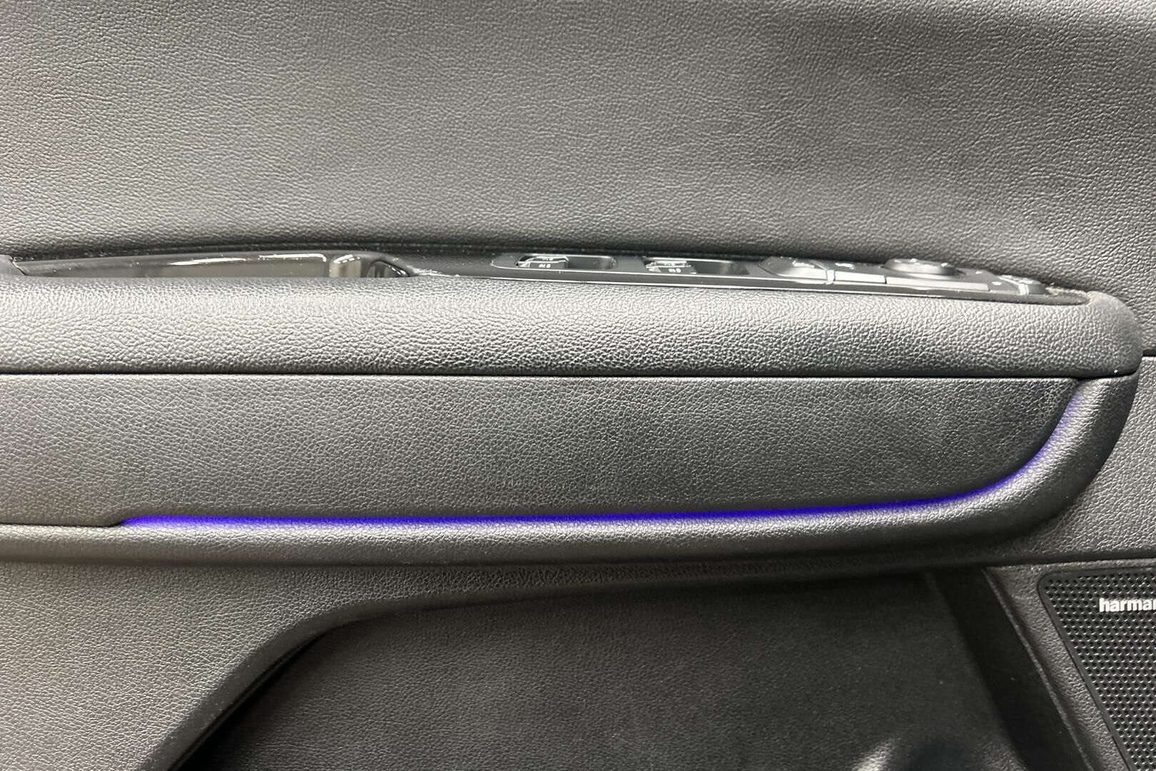 Kia Optima iso kuva 15