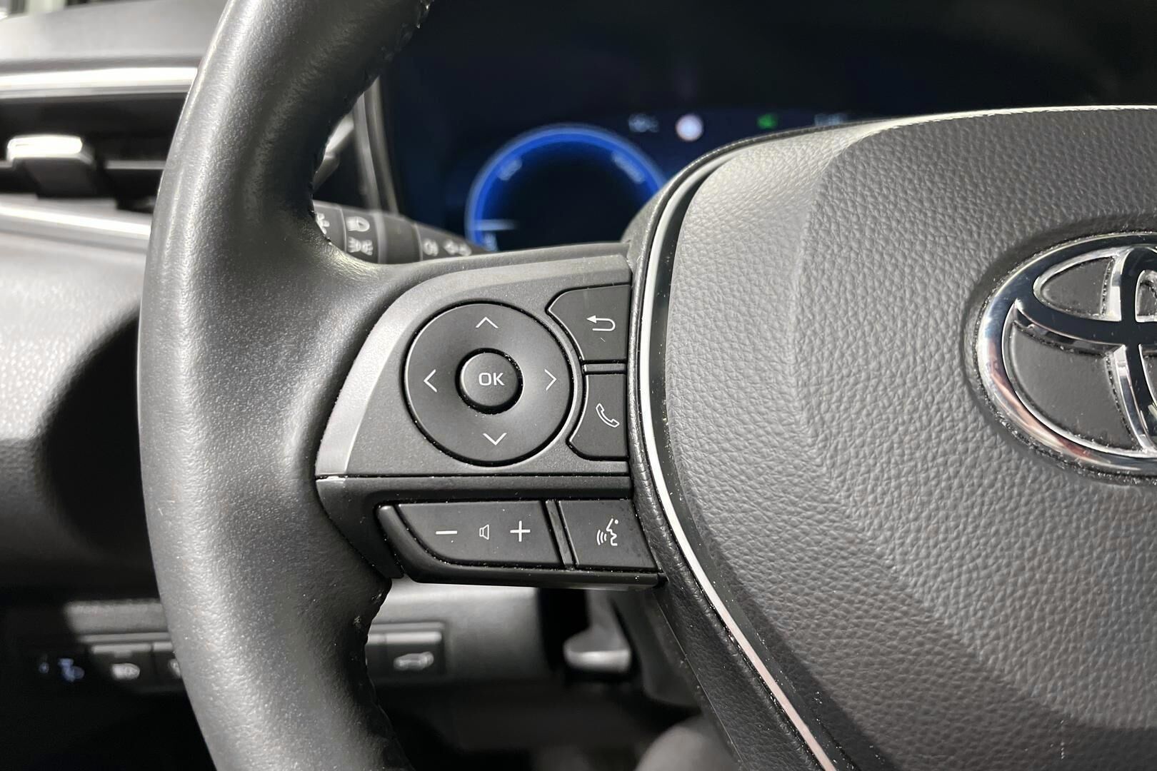 Toyota Corolla iso kuva 16