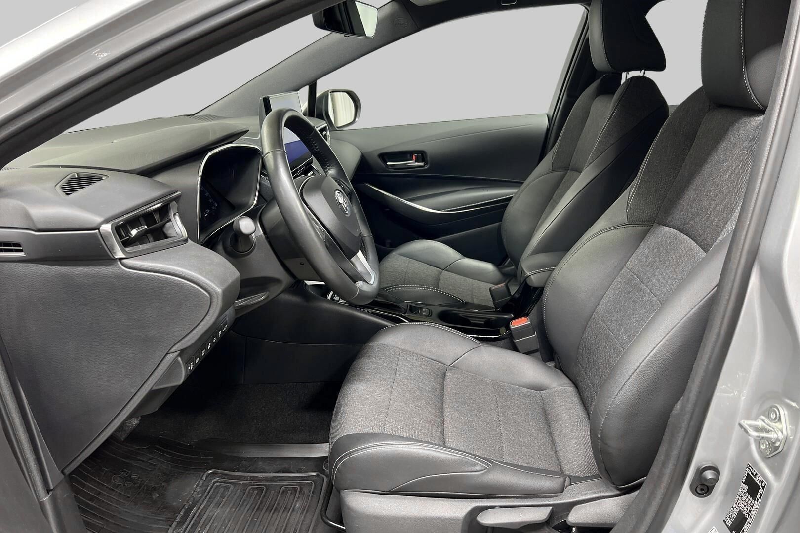 Toyota Corolla iso kuva 8