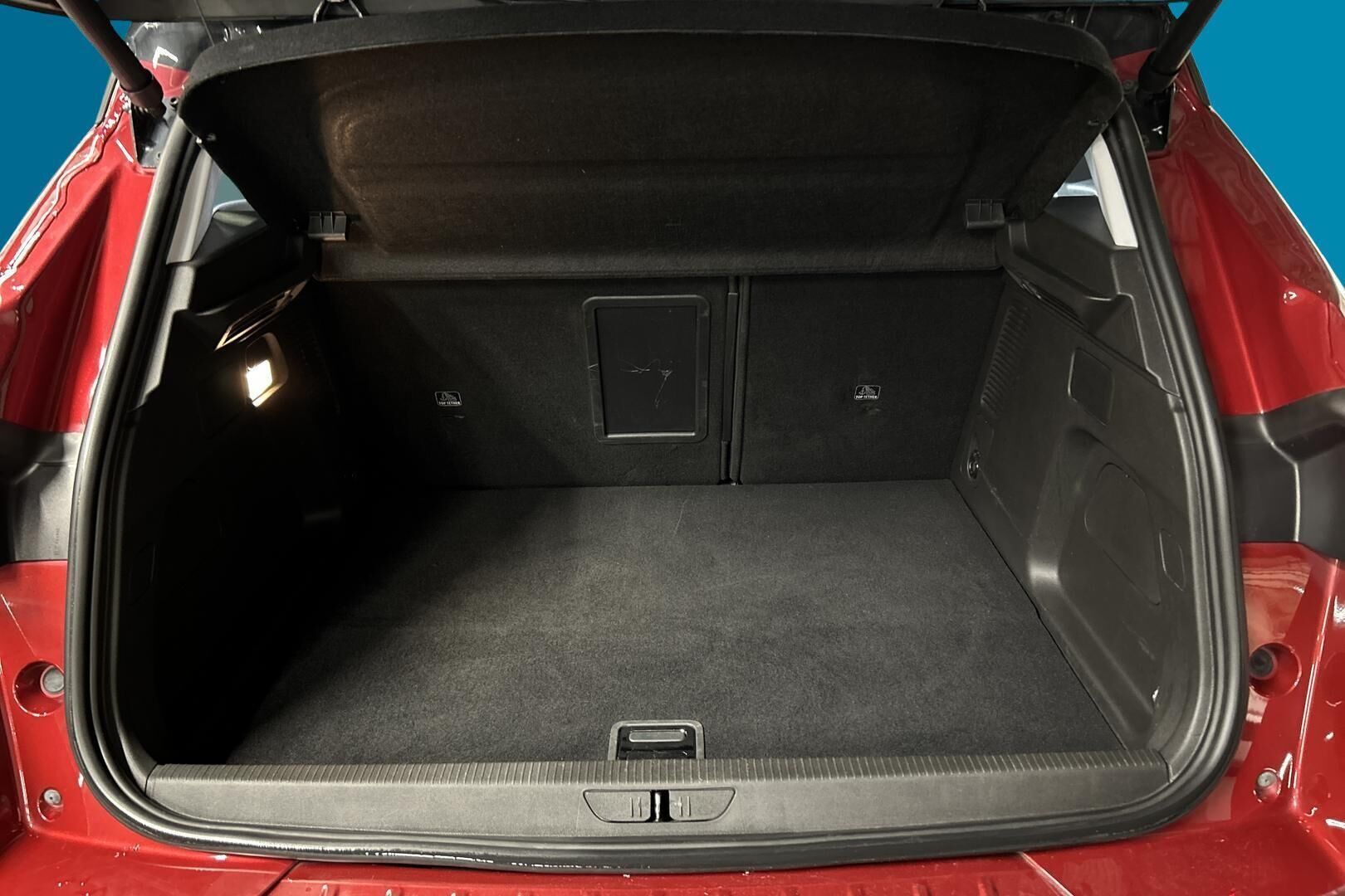 Opel Grandland iso kuva 10