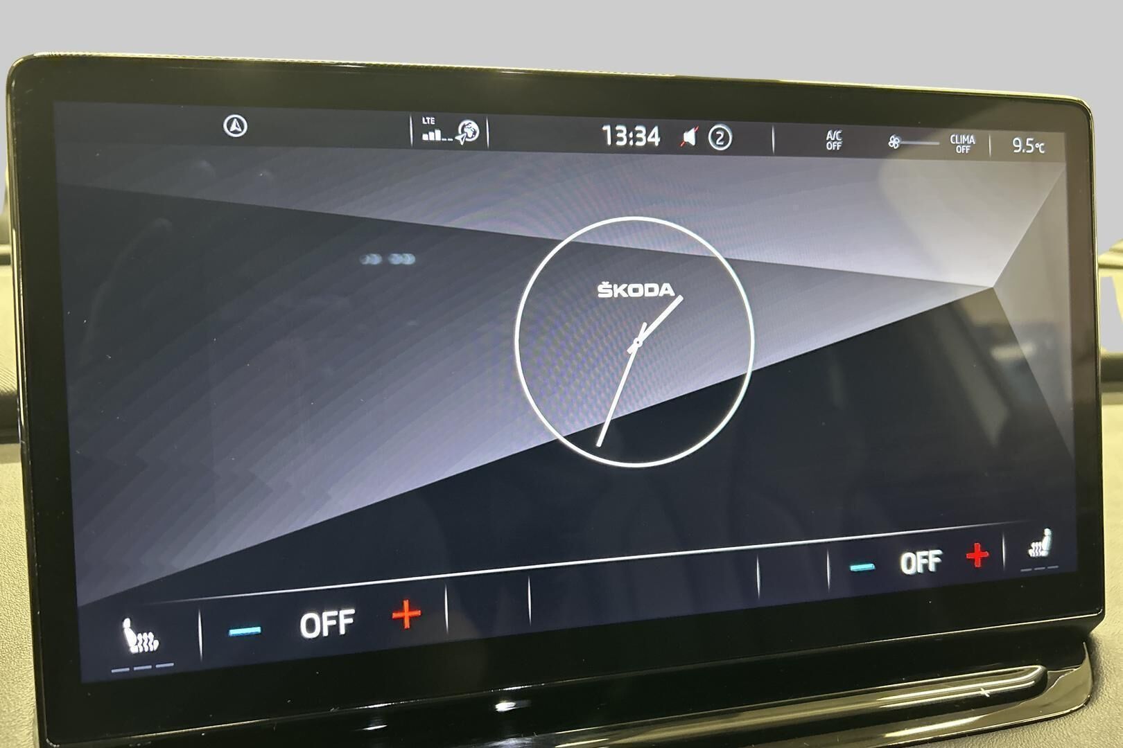 Skoda Enyaq iso kuva 15