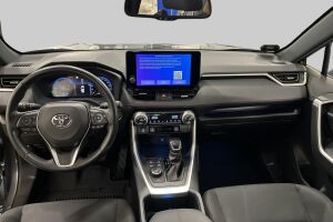 Toyota RAV4 Plug-in esikatselu 9
