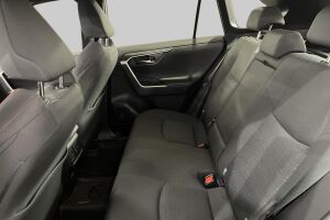 Toyota RAV4 Plug-in esikatselu 8